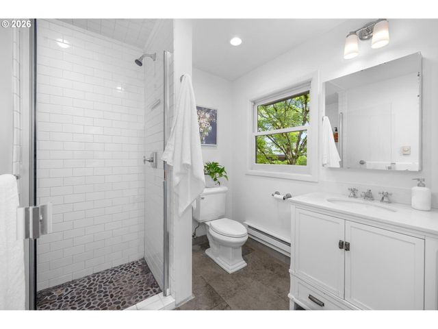 3105 Sw 98TH Ave, Portland, OR 97225