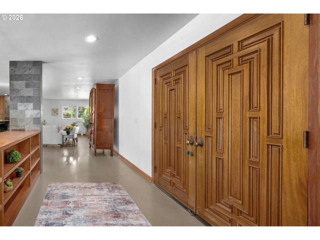 3105 Sw 98TH Ave, Portland, OR 97225