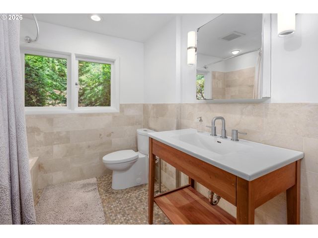 3105 Sw 98TH Ave, Portland, OR 97225
