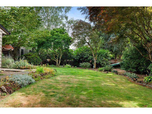 3105 Sw 98TH Ave, Portland, OR 97225