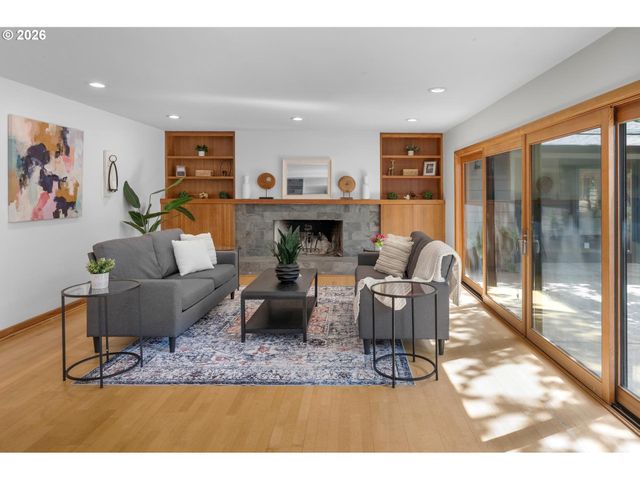 3105 Sw 98TH Ave, Portland, OR 97225