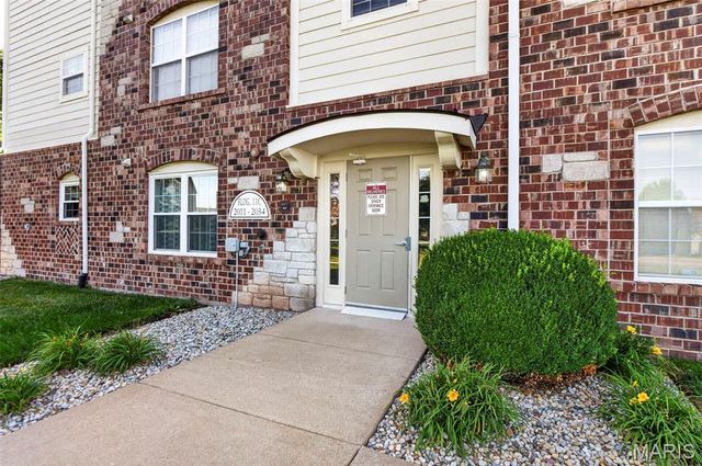 2021 Piedmont Circle 201, St Peters, MO 63304