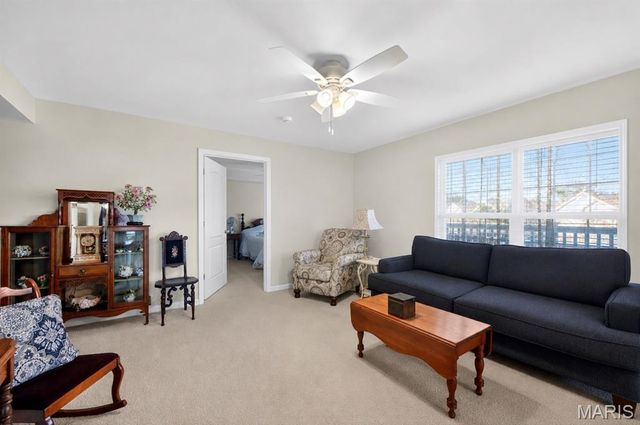 2021 Piedmont Circle 201, St Peters, MO 63304