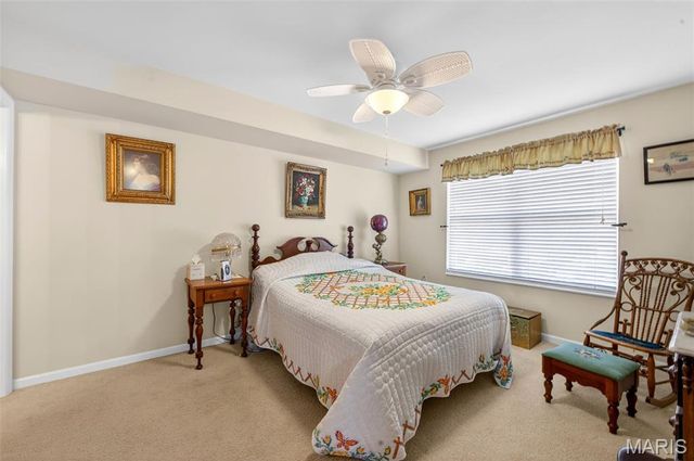 2021 Piedmont Circle 201, St Peters, MO 63304