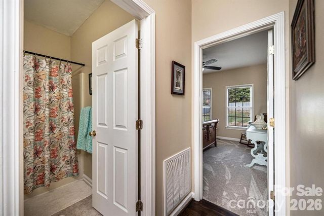 3992 Brickfield Street, Hickory, NC 28602
