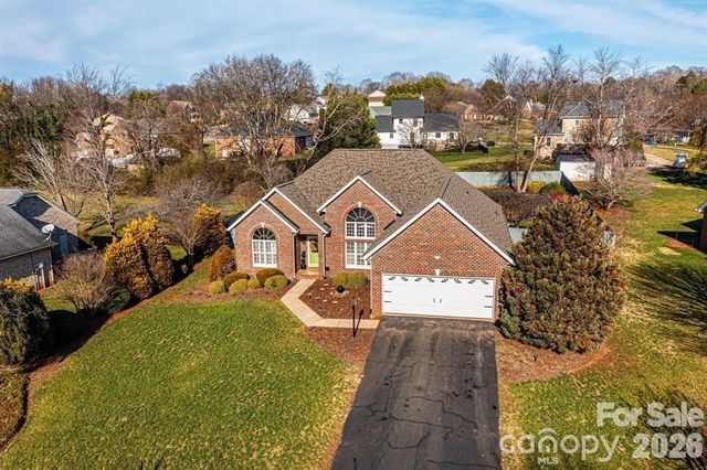 3992 Brickfield Street, Hickory, NC 28602