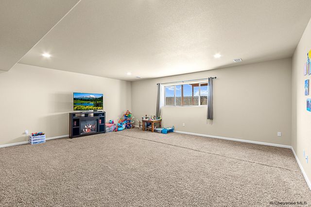 5959 OTTAWA DR, Cheyenne, WY 82001