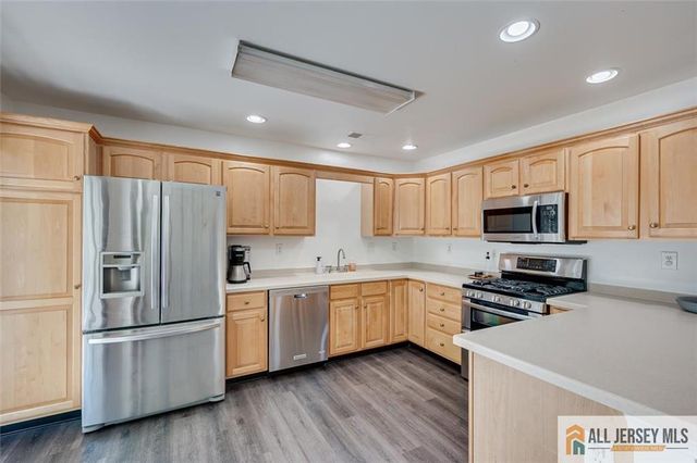 403 Somerset Court, South Brunswick, NJ 08540