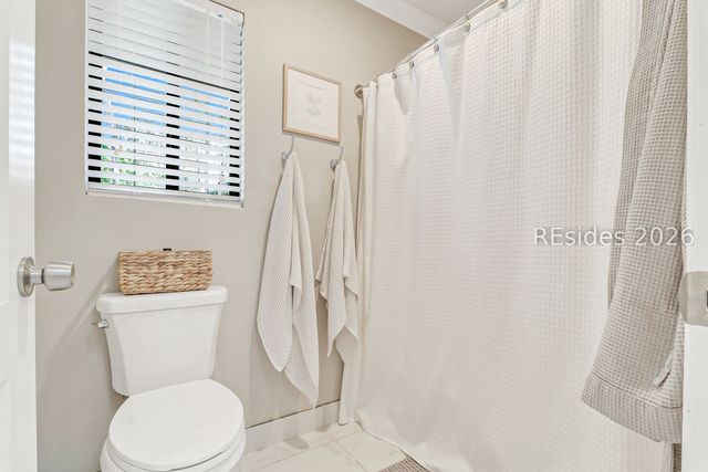 28 Chickadee Rd, Hilton Head Island, SC 29926