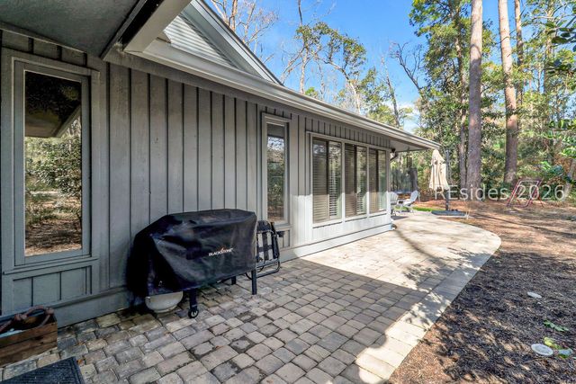 28 Chickadee Rd, Hilton Head Island, SC 29926