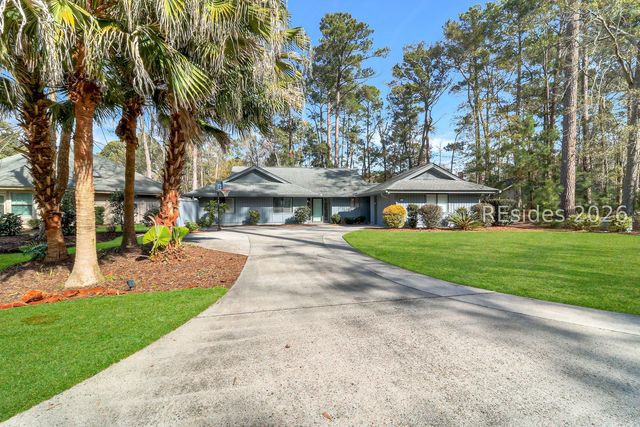 28 Chickadee Rd, Hilton Head Island, SC 29926