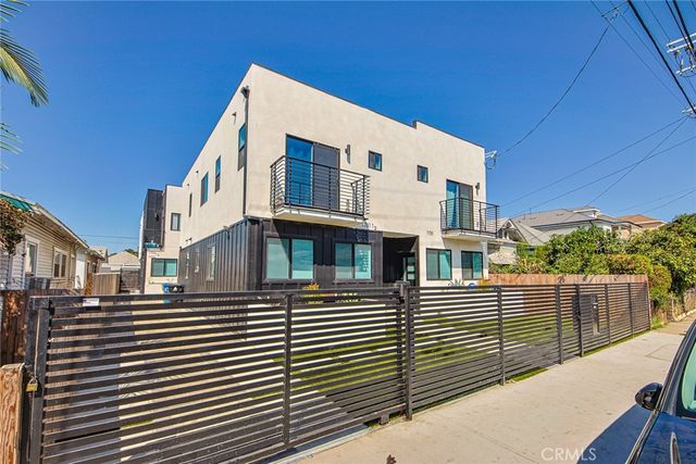 1731 S New Hampshire Avenue, Los Angeles, CA 90006