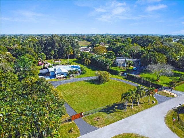 5300 SW 162nd Ave, Southwest Ranches, FL 33331