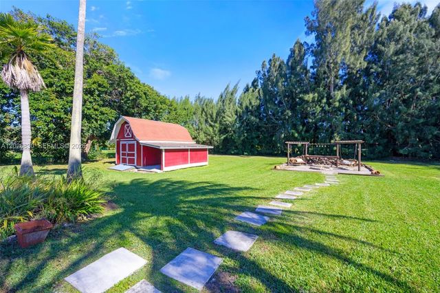 5300 SW 162nd Ave, Southwest Ranches, FL 33331