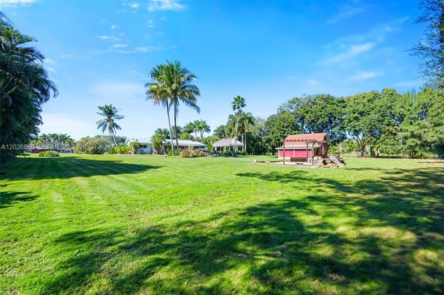 5300 SW 162nd Ave, Southwest Ranches, FL 33331