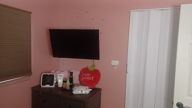 1061 Harvard Avenue, Flint, MI 48505