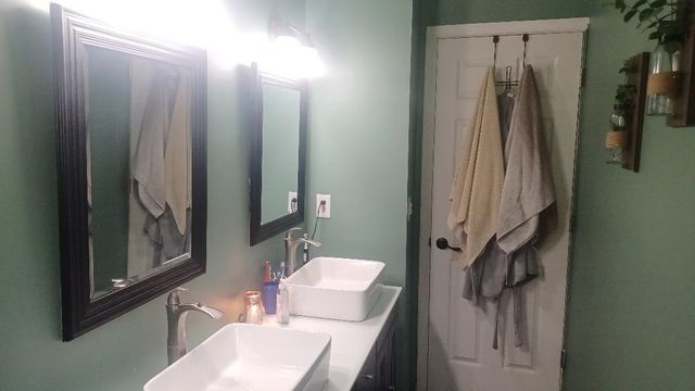 1061 Harvard Avenue, Flint, MI 48505