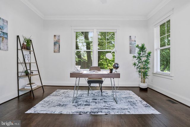 1712 EAST AVE, Mclean, VA 22101