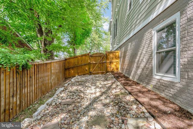 1712 EAST AVE, Mclean, VA 22101