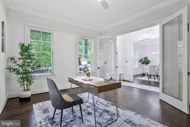 1712 EAST AVE, Mclean, VA 22101