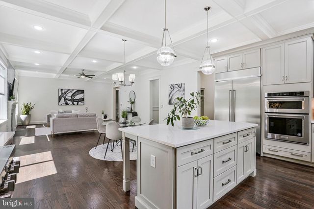 1712 EAST AVE, Mclean, VA 22101