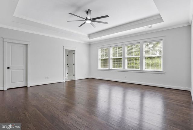 1712 EAST AVE, Mclean, VA 22101