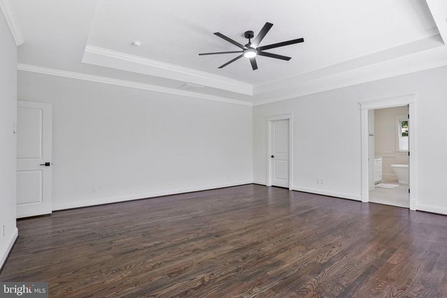 1712 EAST AVE, Mclean, VA 22101