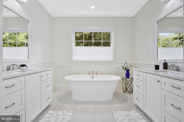 1712 EAST AVE, Mclean, VA 22101