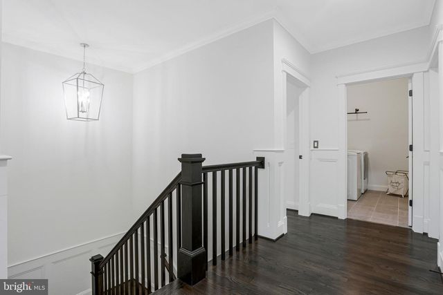 1712 EAST AVE, Mclean, VA 22101