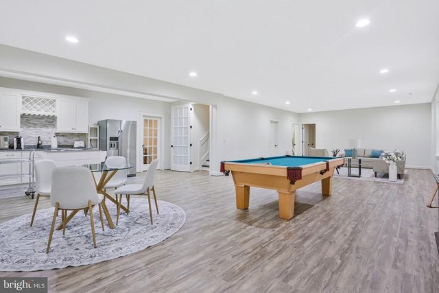 1712 EAST AVE, Mclean, VA 22101