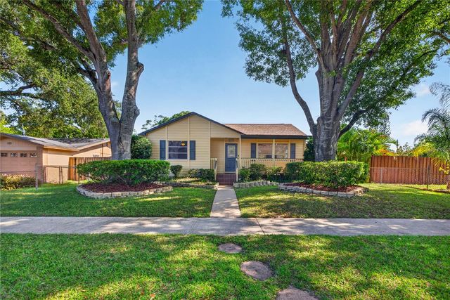 6113 10TH AVENUE S, Gulfport, FL 33707