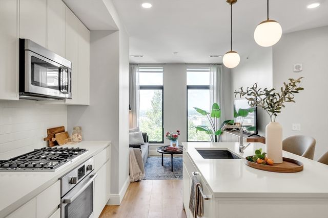 191 Washington St 721, Boston, MA 02135