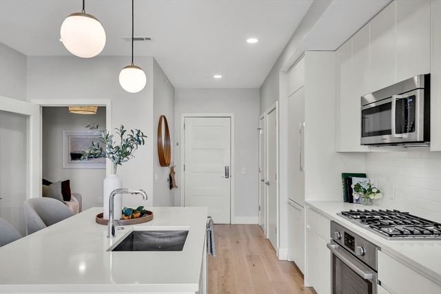 191 Washington St 721, Boston, MA 02135