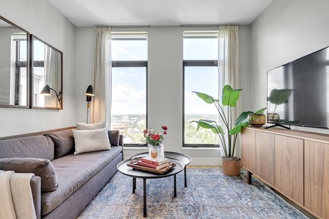 191 Washington St 721, Boston, MA 02135