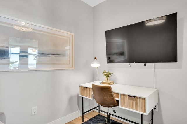 191 Washington St 721, Boston, MA 02135