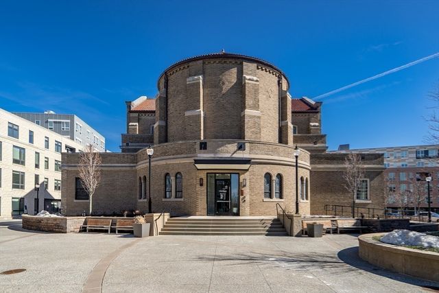 191 Washington St 721, Boston, MA 02135