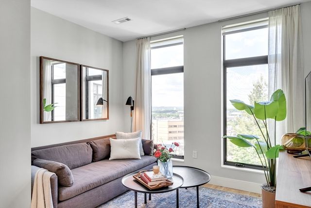 191 Washington St 721, Boston, MA 02135