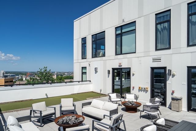 191 Washington St 721, Boston, MA 02135