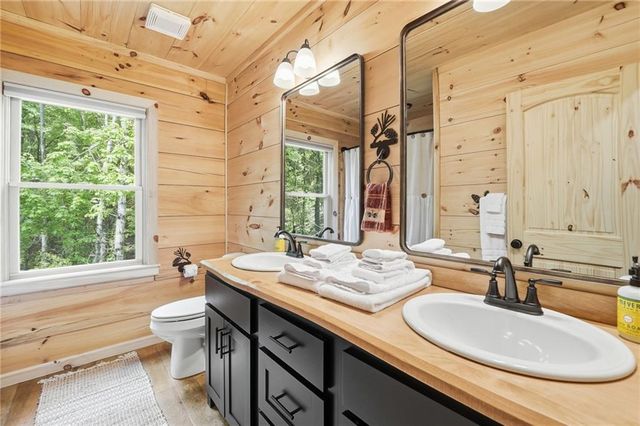 85 Christopher Drive, Ellijay, GA 30540