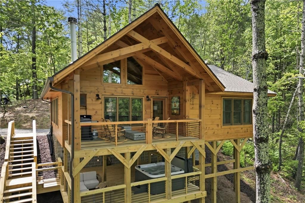 85 Christopher Drive, Ellijay, GA 30540