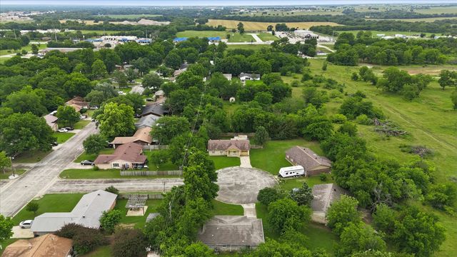 1701 Aster Street, Gainesville, TX 76240
