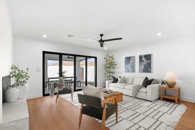 5334 E SHERIDAN Street, Phoenix, AZ 85008