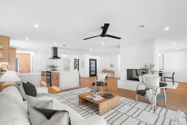 5334 E SHERIDAN Street, Phoenix, AZ 85008