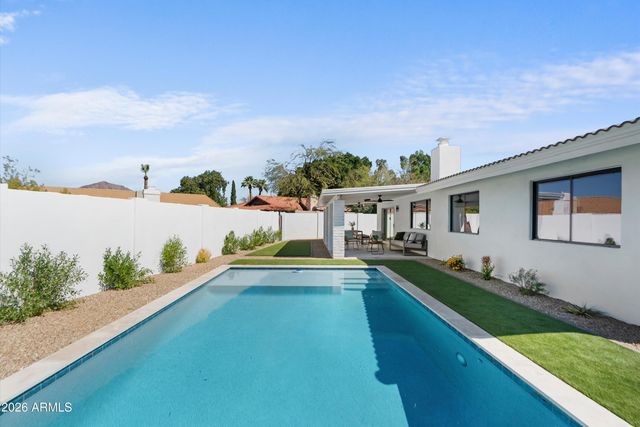 5334 E SHERIDAN Street, Phoenix, AZ 85008