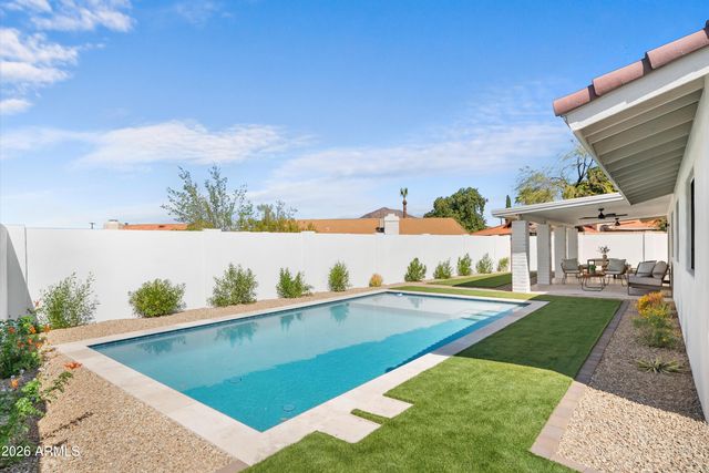 5334 E SHERIDAN Street, Phoenix, AZ 85008