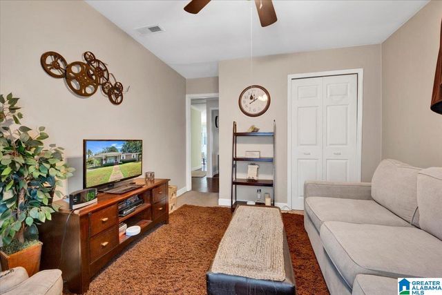 1305 22ND AVENUE, Bessemer, AL 35020