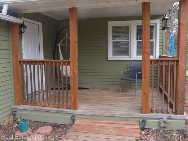 1648 Lombardy, Highland Charter Township, MI 48356