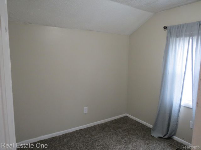 1648 Lombardy, Highland Charter Township, MI 48356