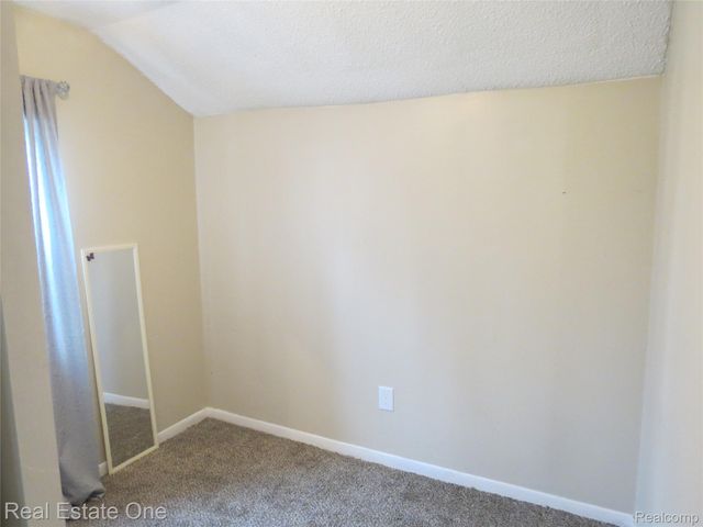 1648 Lombardy, Highland Charter Township, MI 48356