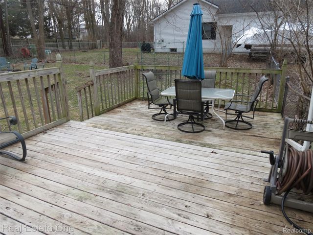 1648 Lombardy, Highland Charter Township, MI 48356